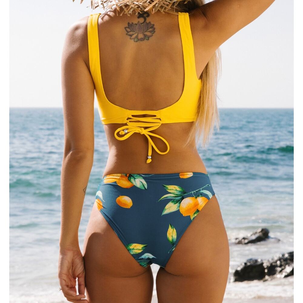 Cupshe Small Lemon Wrap Bikini Top & Side-Tie Ruched Bottoms Swim suit $40 new - Picture 2 of 8